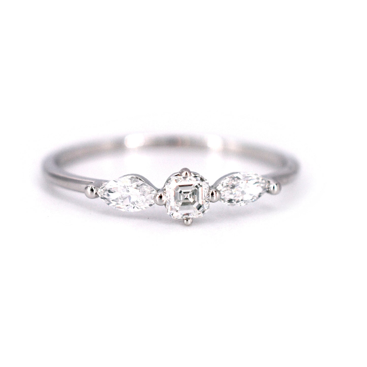 Anillo Tita