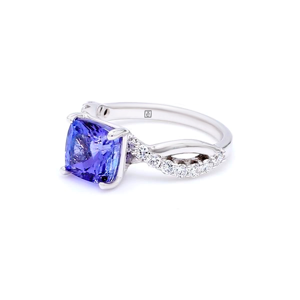 Anillo Tanzanita