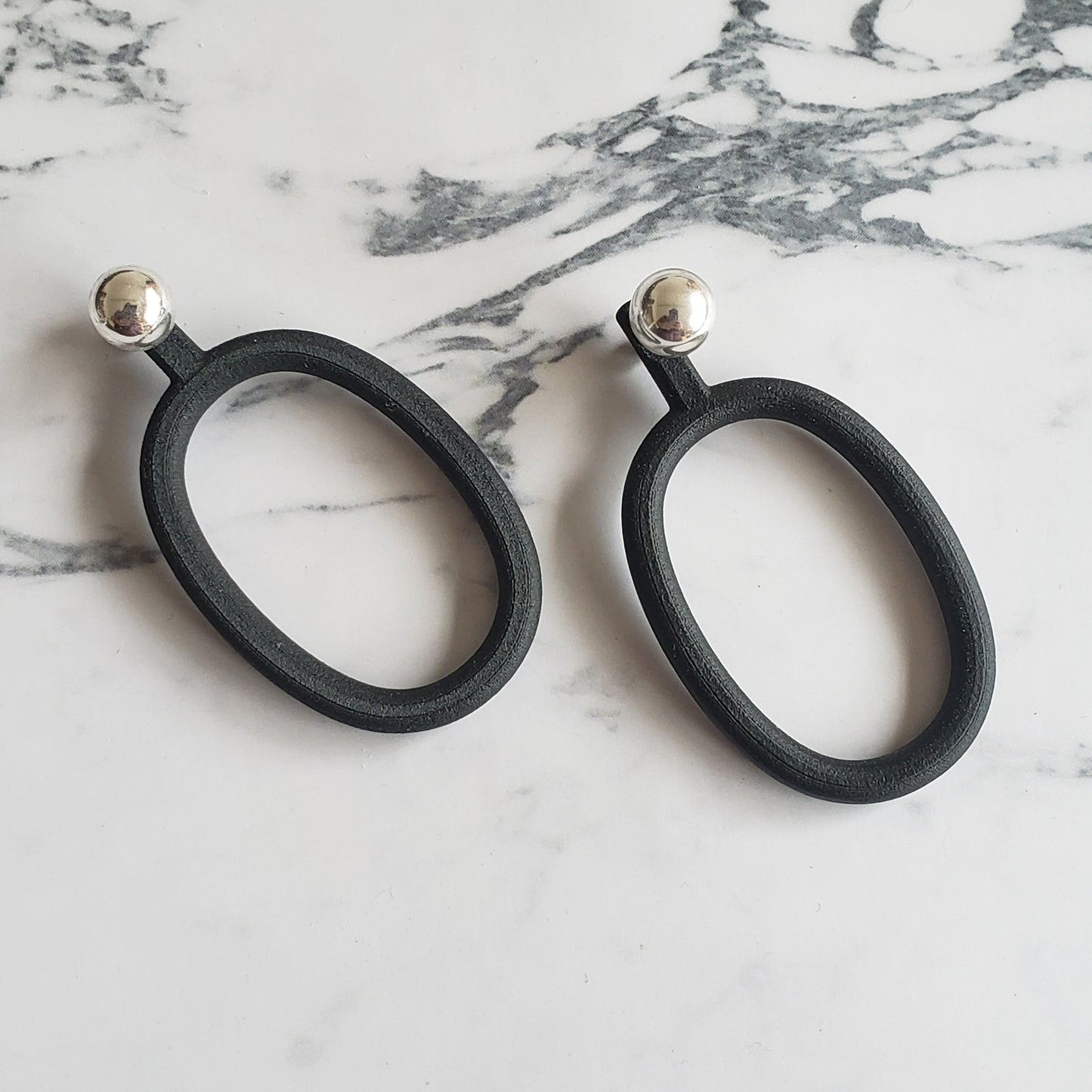 Aretes Oval