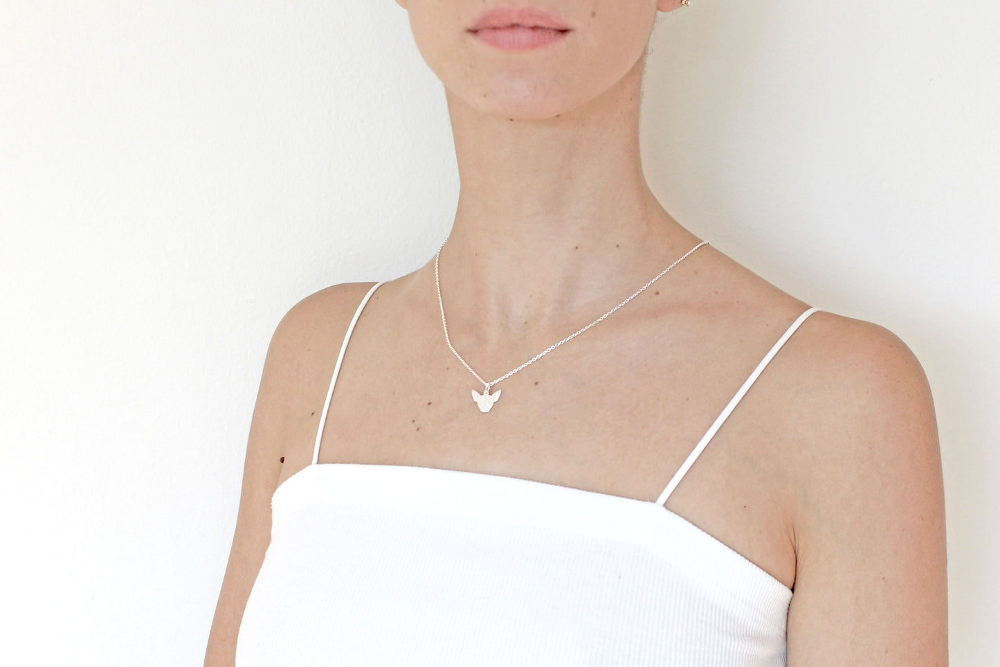 MODELO USA DIJE PERRITO CHIHUAHUA PERSONALIZADO PLATA.925 CON CADENA.