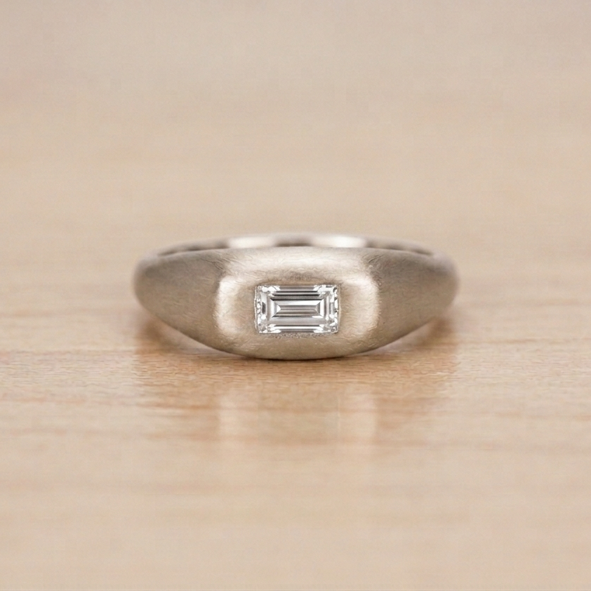 Anillo Chunky Baguette | Oro 14K con Gema Preciosa | Nécora