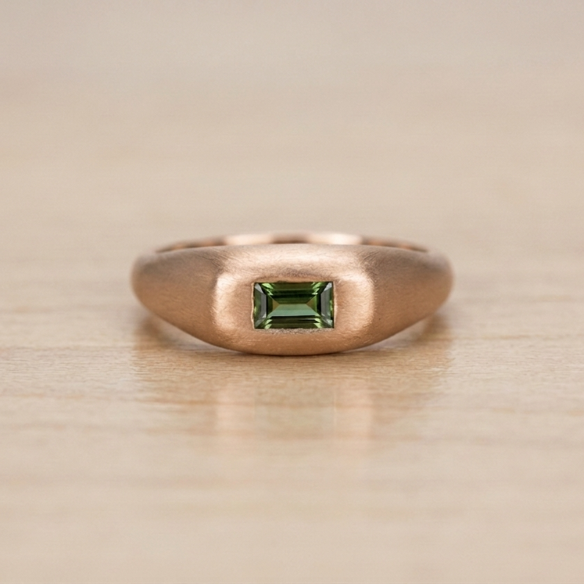 Anillo Chunky Baguette | Oro 14K con Gema Preciosa | Nécora