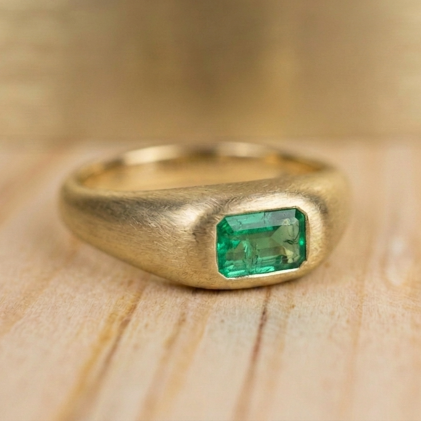 Anillo Chunky Baguette | Oro 14K con Gema Preciosa | Nécora