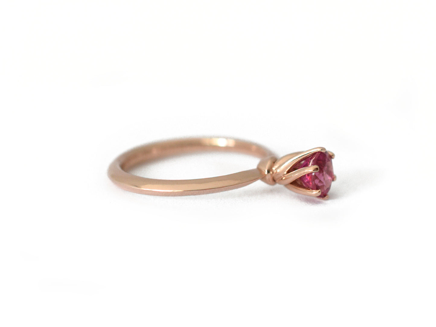 Anillo de Compromiso para Sury (Anticipo para empezar diseño personalizado)